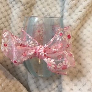 Glass ribbon vase